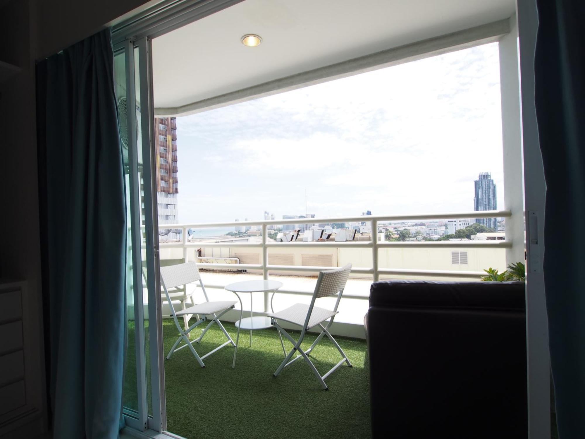 Appartement View Talay 6 By Pat 42 à Pattaya Extérieur photo