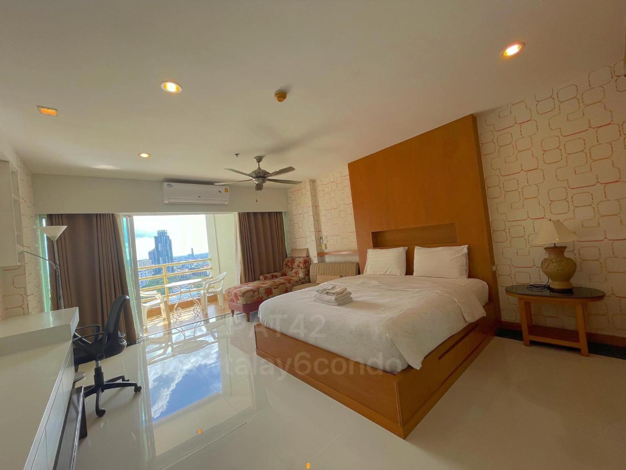 Appartement View Talay 6 By Pat 42 à Pattaya Extérieur photo