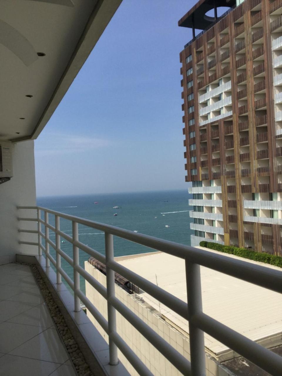 Appartement View Talay 6 By Pat 42 à Pattaya Extérieur photo